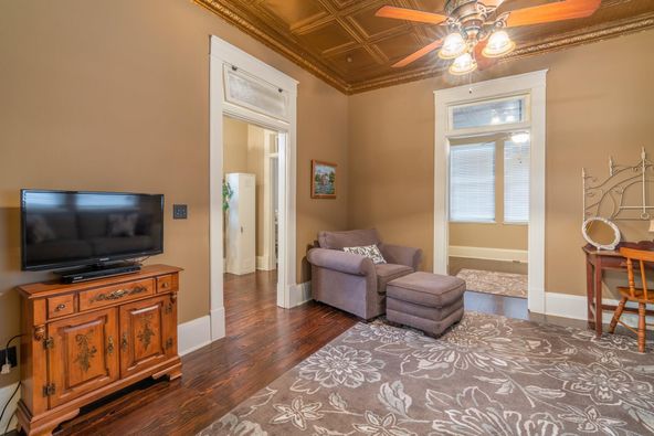 71 N Side Sq, Cooper, TX 75432